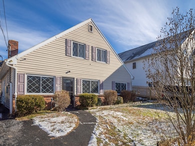 17 Bergh St, Danbury, CT 06810 - photo 2