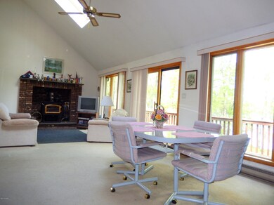 248 Fawn Lake Dr, Hawley, PA 18428 - photo 7