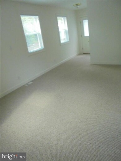 7109 Harrison Ln, Alexandria, VA 22306 - photo 7