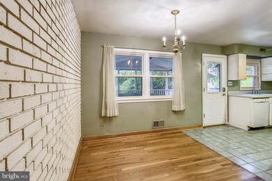 11036 Harding Rd, Laurel, MD 20723 - photo 4