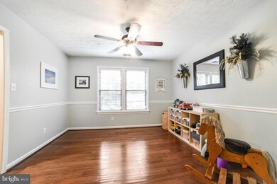 44562 Mistletoe Ln, California, MD 20619 - photo 5