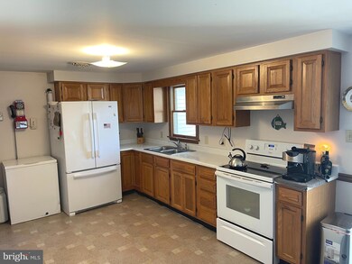 924 Calvert Ave, Saint Michaels, MD 21663 - photo 7