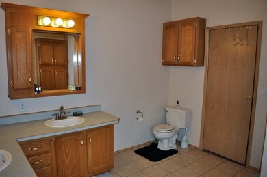 370 N 300 W, Blackfoot, ID 83221 - photo 7
