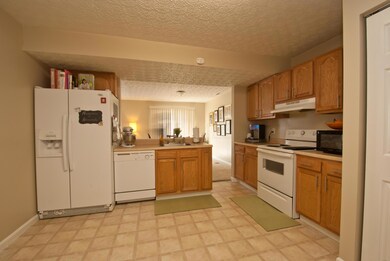 3271 Edinwick Way-5