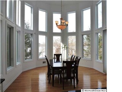 8 Raintree Ct, Holmdel, NJ 07733 - photo 6