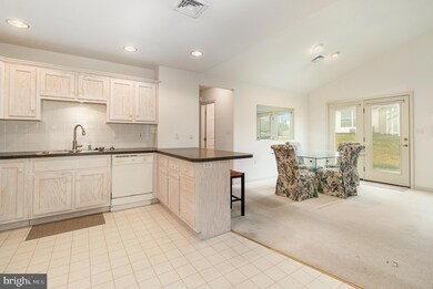 11 Tommy Ln, Enola, PA 17025 - photo 6