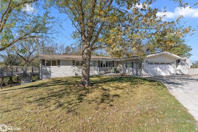 10161 Jimtown Rd, Danville, IA 52623 - photo 2
