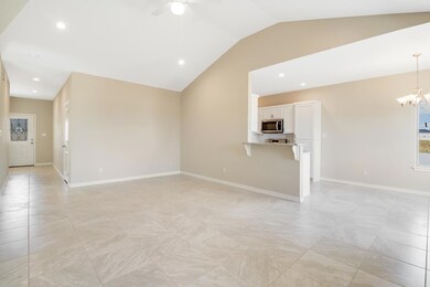 129 Feather Way, Fredericksburg, TX 78624 - photo 5