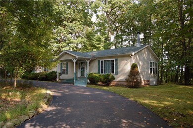 152 Oak Grove Circle Franklin, PA 16323