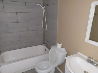 706 Village Ln unit 8, Newburgh, IN 47630 - photo 5