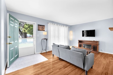 4713 Eastgate Dr, Columbus, IN 47203 - photo 4