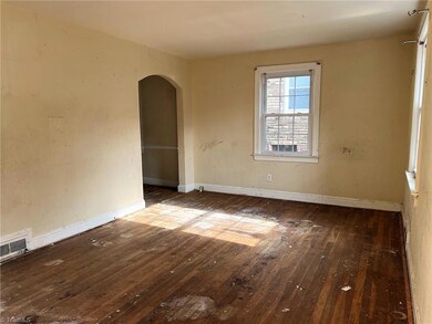 1937 Hinshaw Ave, Winston Salem, NC 27104 - photo 3