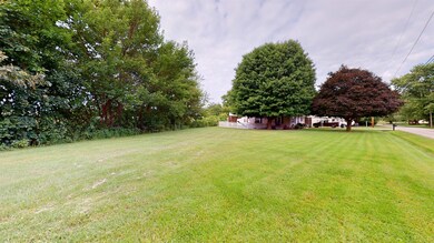 10088 Burdette Ln, Newburgh, IN 47630 - photo 2