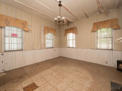 28 Jasper-1066941