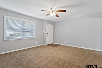 1102 Powers Dr, Tyler, TX 75701 - photo 4