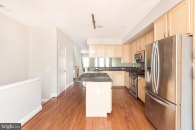 1211 S Bouldin St, Baltimore, MD 21224 - photo 5