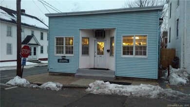 68 Spring St, Enfield, CT 06082 - photo 2