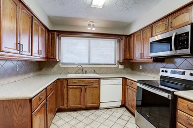 16314 Summer Dawn Ln, Houston, TX 77095 - photo 7