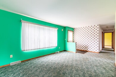 10 Loriann Dr, Saratoga Springs, NY 12866 - photo 5