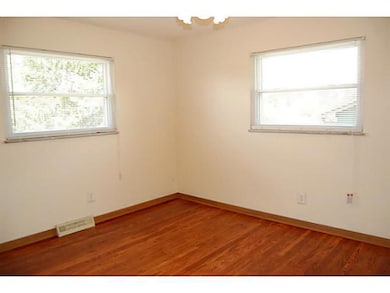 1500 Fahlander Dr N, Columbus, OH 43229 - photo 5