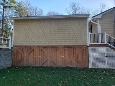 37 Mueller Rd, Holyoke, MA 01040 - photo 7