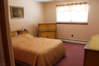 217 Mcclure Ave, Old Forge, PA 18518 - photo 7