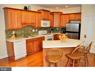 214 Providence Ln, Lansdale, PA 19446 - photo 3