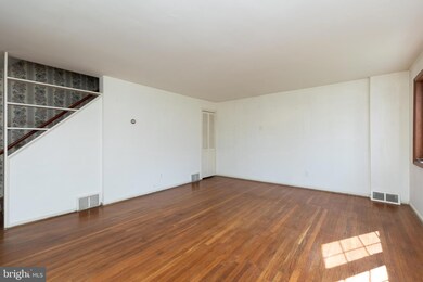 200 Montgomery Ave, Oreland, PA 19075 - photo 4