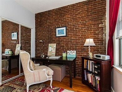 231 Washington St unit 3, Brookline, MA 02445 - photo 6