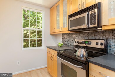 1905 N Rhodes St unit 31, Arlington, VA 22201 - photo 6