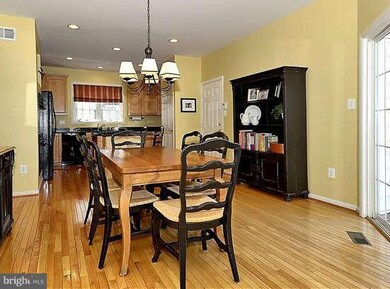 42632 Legacy Park Dr, Ashburn, VA 20148 - photo 7