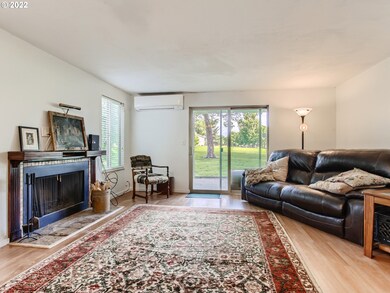 11721 SW Boones Bend Dr unit 9, Beaverton, OR 97008 - photo 5