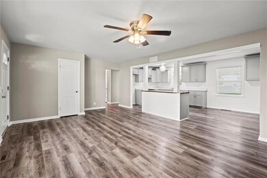 603 Summit St, Butler, MO 64730 - photo 6