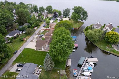 0 Glenroylet Dr unit 20251058319, Hamburg Township, MI 48139 - photo 3