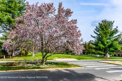 33 Lexington Ct, Red Bank, NJ 07701 - photo 2