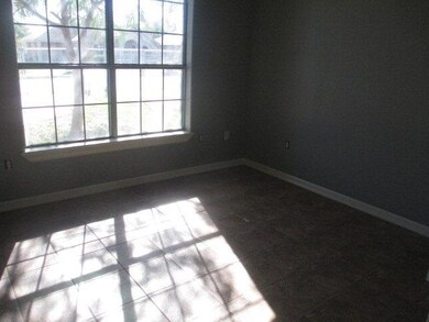 1906 Costa Rica, Weslaco, TX 78596 - photo 6