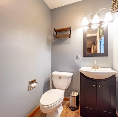 5 Leonard Dr, Schenectady, NY 12309 - photo 4