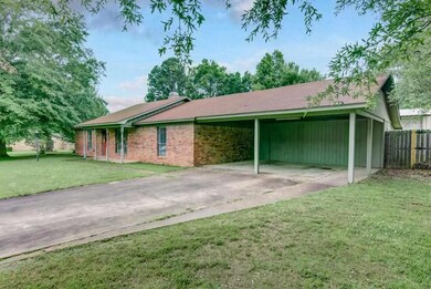 6702 Chaparral St, Texarkana, TX 75503 - photo 2
