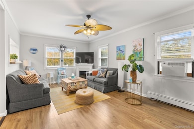 24 Locust Rd, Wading River, NY 11792 - photo 4