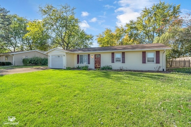 1603 Rickey Dr, Joliet, IL 60433 - photo 2