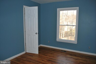 10617 Cobblestone Dr, Spotsylvania, VA 22553 - photo 7