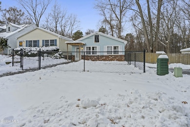 289 Donald Ave, Schenectady, NY 12304 - photo 3