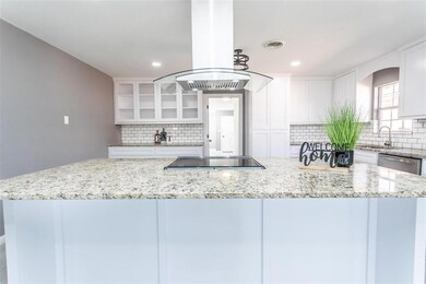 1309 Magnolia St, Gainesville, TX 76240 - photo 4