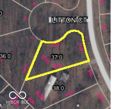 3770 Shrimpton Dr, Country Squire Lakes, IN 47265 - photo 2