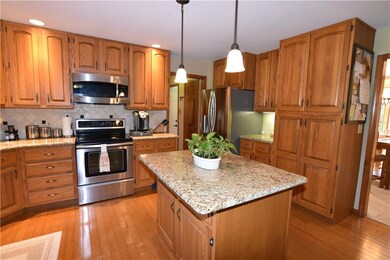 3572 Grange Dr, Columbus, IN 47203 - photo 7