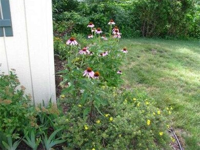 51 Willow St, Chicopee, MA 01020 - photo 4