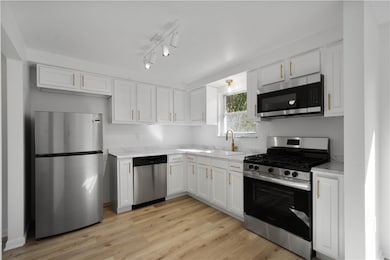 2001 Denning Way unit A, North Versailles, PA 15137 - photo 4