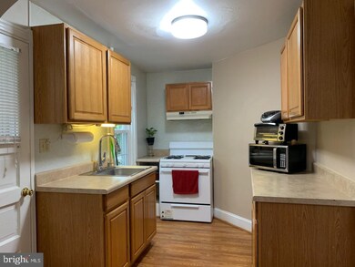 216 S Willow St unit 2, Kennett Square, PA 19348 - photo 6