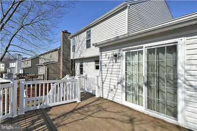 2828 Schubert Dr, Silver Spring, MD 20904 - photo 6