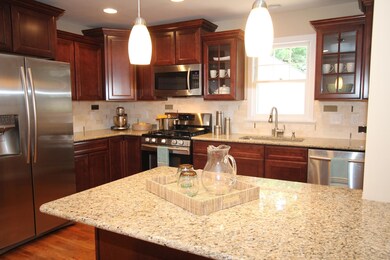 235 E Schreyer Place, Columbus, OH 43214 - photo 7